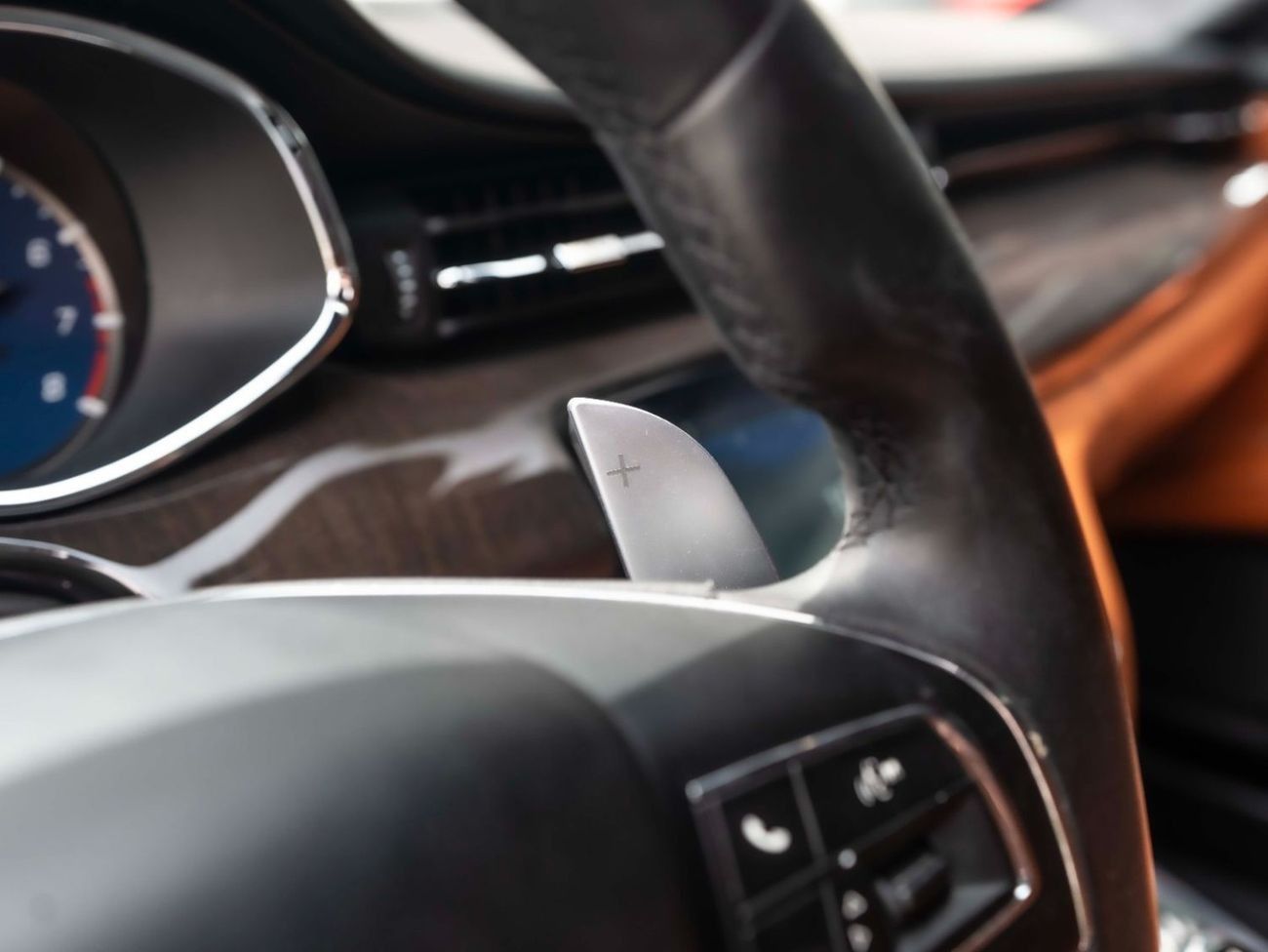 مازيراتي كواتروبورتي Std 3.0L (350 HP)