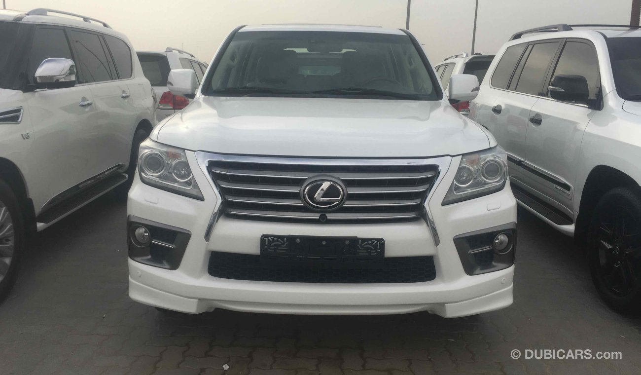 Lexus LX570