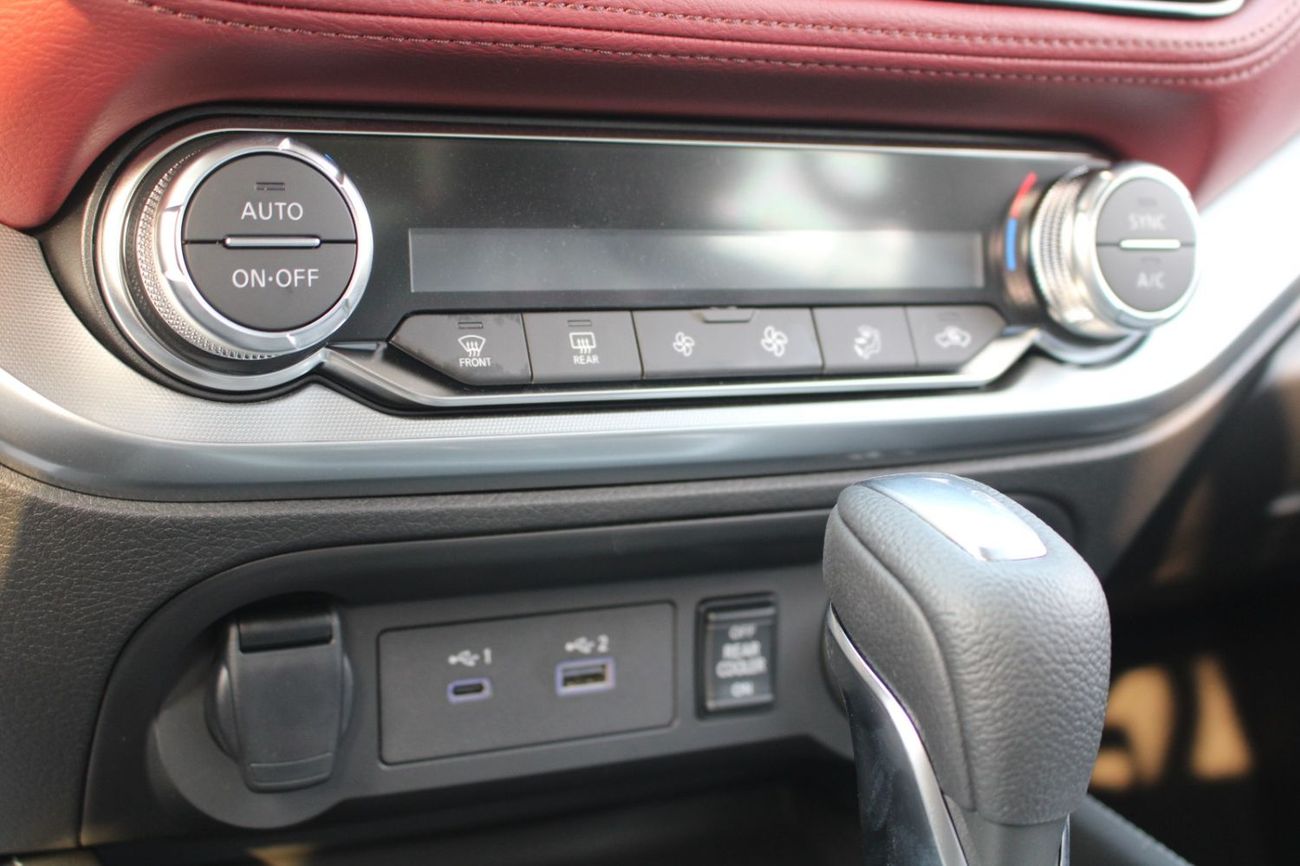 Nissan XTerra NISSAN X-TERRA 2.5L PETROL 4WD LE PLATINIUM AUTO