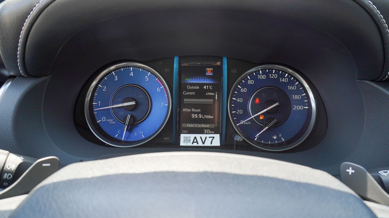 Toyota Fortuner SR5 4.0L V6