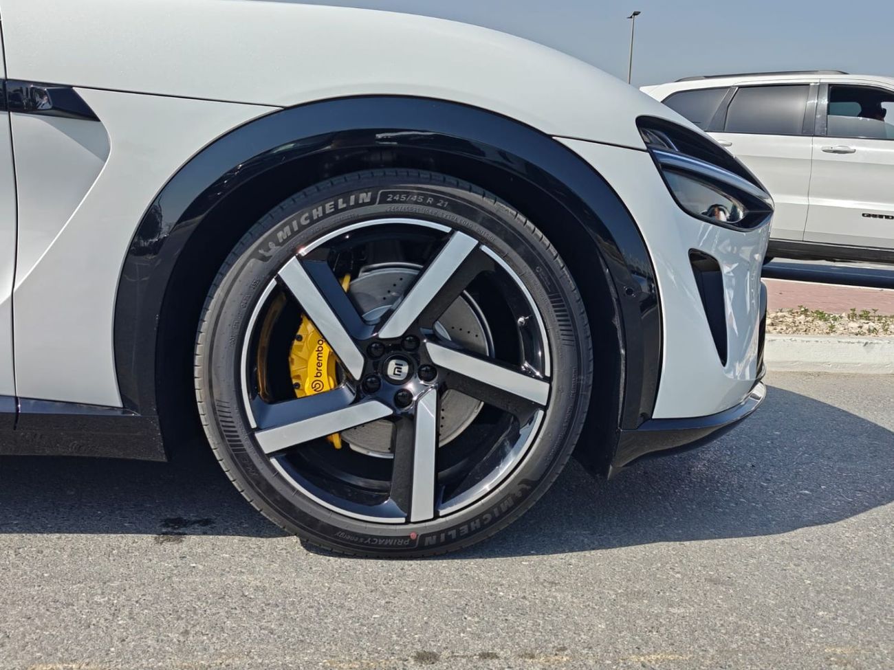 شاومى YU7 MAX 4WD