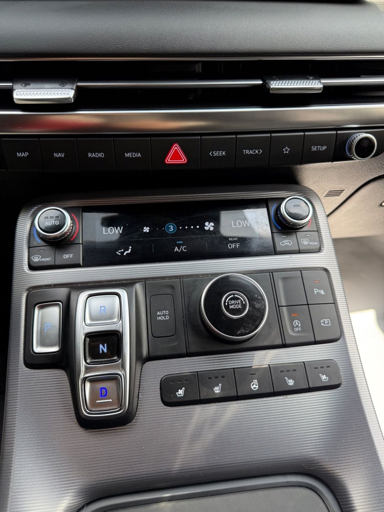 Hyundai Palisade Premium - Nappa 3.8L