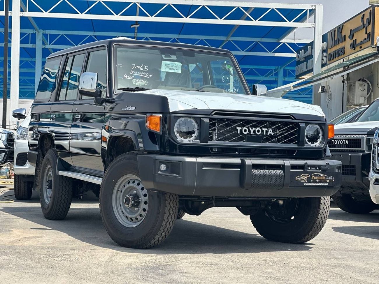 Toyota Land Cruiser 70 LC76 2.8L DSL A/T // 2026 // High Option With Radar , Dvd&Back Camera , Diff Lock , Winch // Special