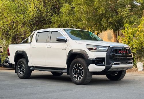 Toyota Hilux MODIFIED TO ROCCO | DOUBLE CABIN | 2.8L DIESEL ENGINE | MANUAL TRANSMISSION | RHD