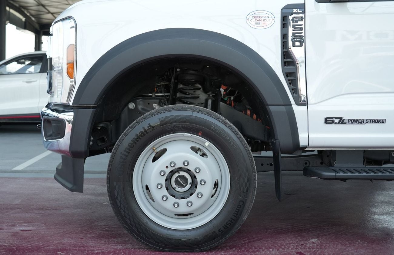 Ford F-550 F550 XL 4x4  Super Duty (Export Only)
