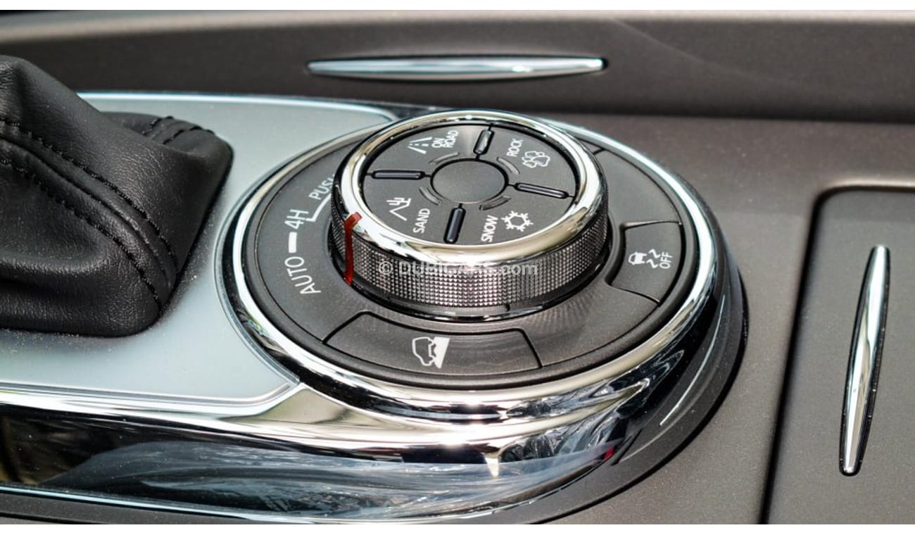 Nissan Patrol XE A/T 275HP V6 - 18″ wheels - black interior