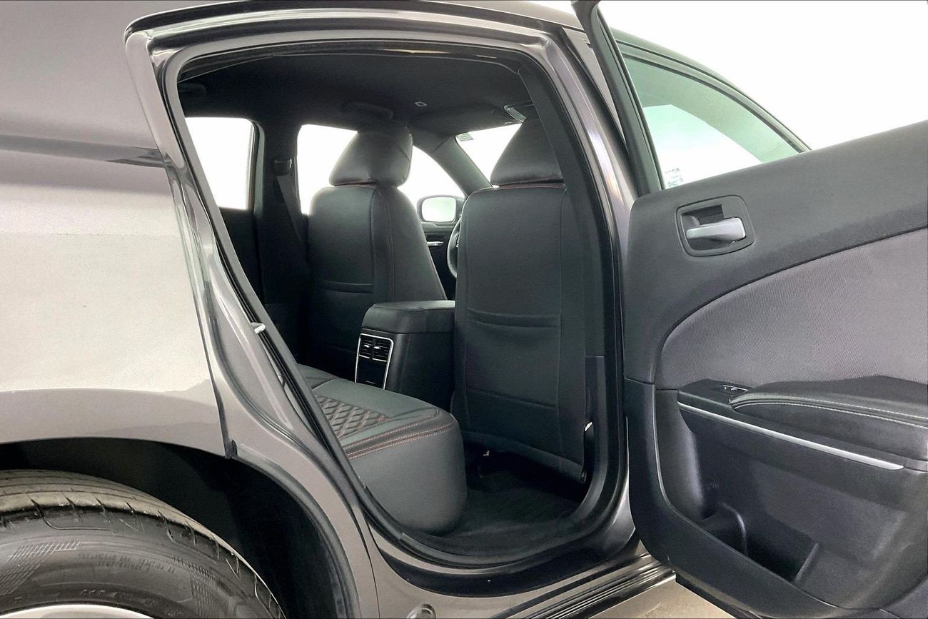 Dodge Charger SXT / SE | National Day Celebration | Guaranteed Warranty | 0 Down Payment