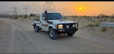 Toyota Land Cruiser Pick Up LX