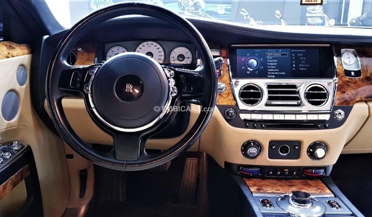رولز رويس جوست ROLLS ROYCE GHOST 2010 MODEL GCC CAR IN VERY GOOD CONDITION WITH FREE INSURANCE AND REGISTRATION