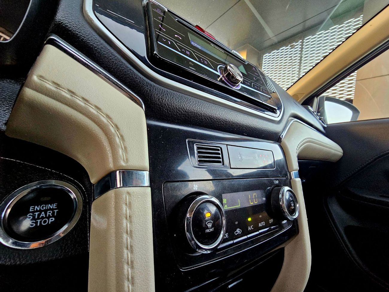 تويوتا راش EX/ PASSENGER 7 SEATS/ LOW MILEAGE