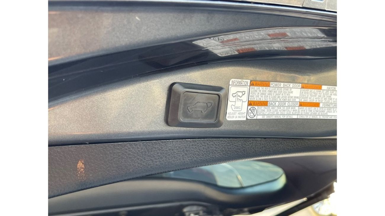 Toyota RAV4 2018 TOYOTA RAV4 XLE HYBRID FULL OPTIONS IMPORTED FROM USA