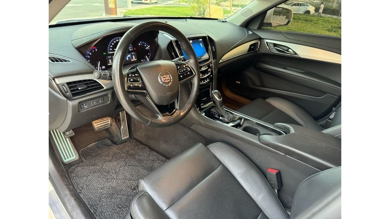 Cadillac ATS Std JAPANSE SPEC NEAT AND CLEAN