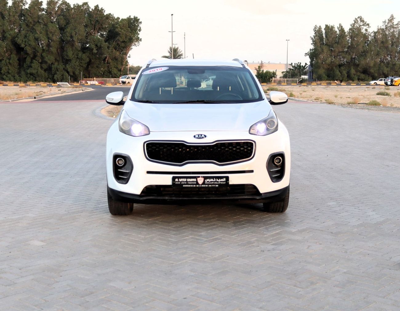 كيا سبورتيج Base خالية من الحوادث - خليجي - مكينة 2.0  - بحالة الوكالة من الداخل والخارج