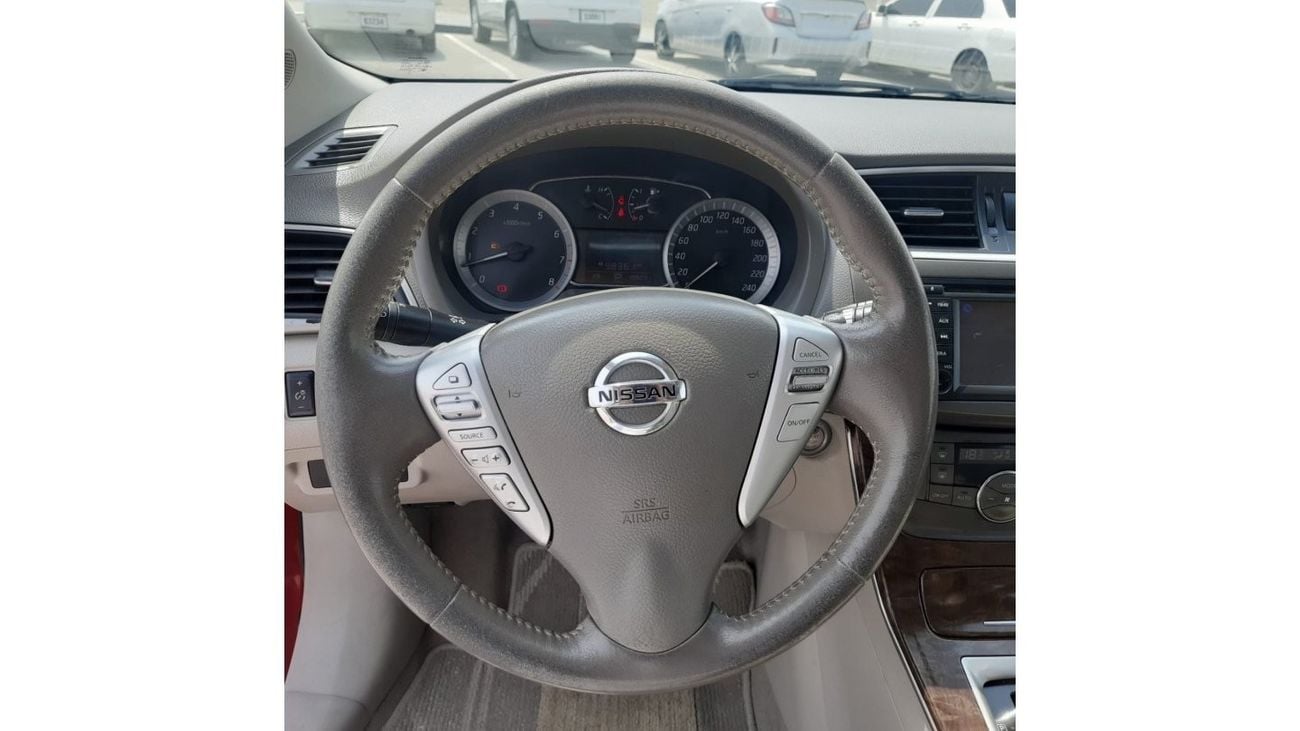Nissan Sentra SV Nissan Sentra 2013 gcc 1.8 SL full options  IN very excellent condition  clean car  full gloss  n