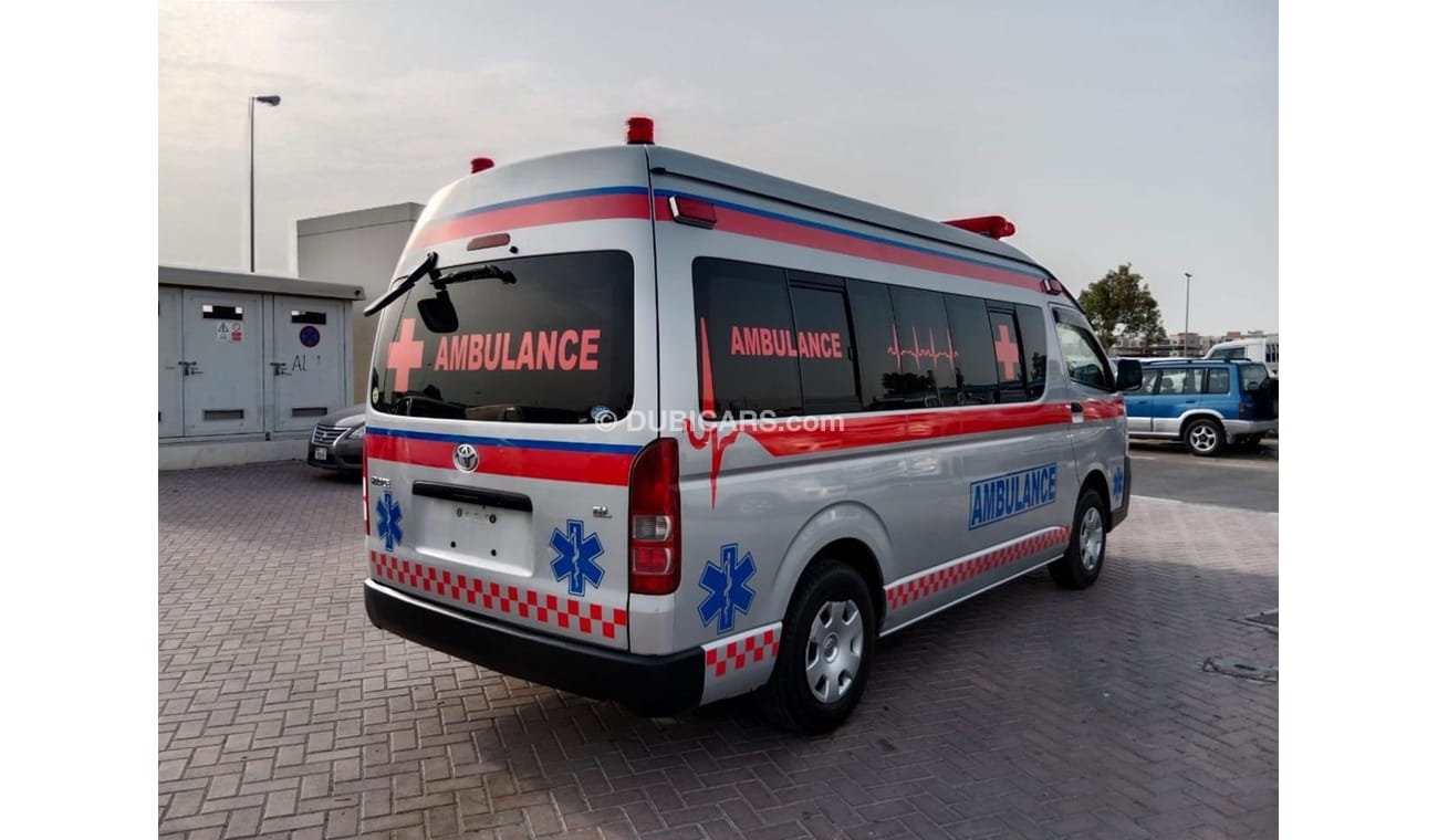 Toyota Hiace TOYOTA HIACE AMBULANCE RIGHT HAND DRIVE  (PM1562)