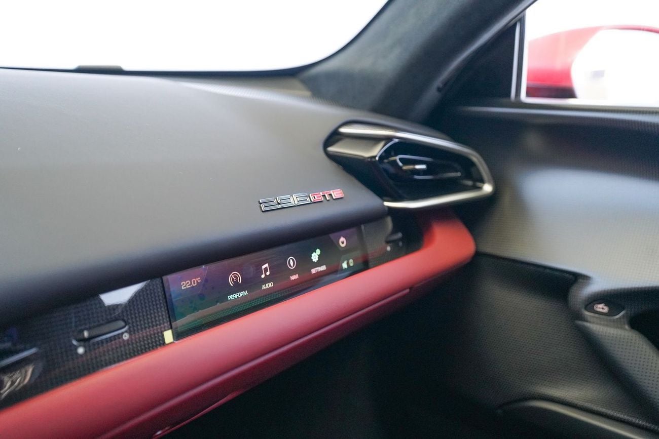 Ferrari 296 GTB 3.0T V6 PHEV