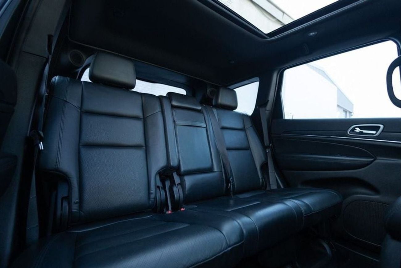 جيب جراند شيروكي Limited 3.6L Jeep Grand Cherokee Limited 2019 GCC under Warranty with Flexible Down-Payment.