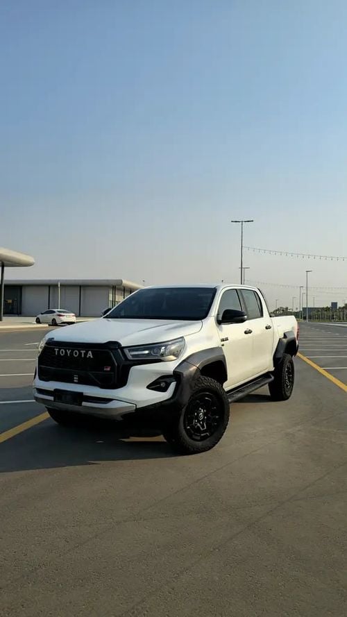 Toyota Hilux GR SPORT | V6 4.0L | 4X4 | GCC