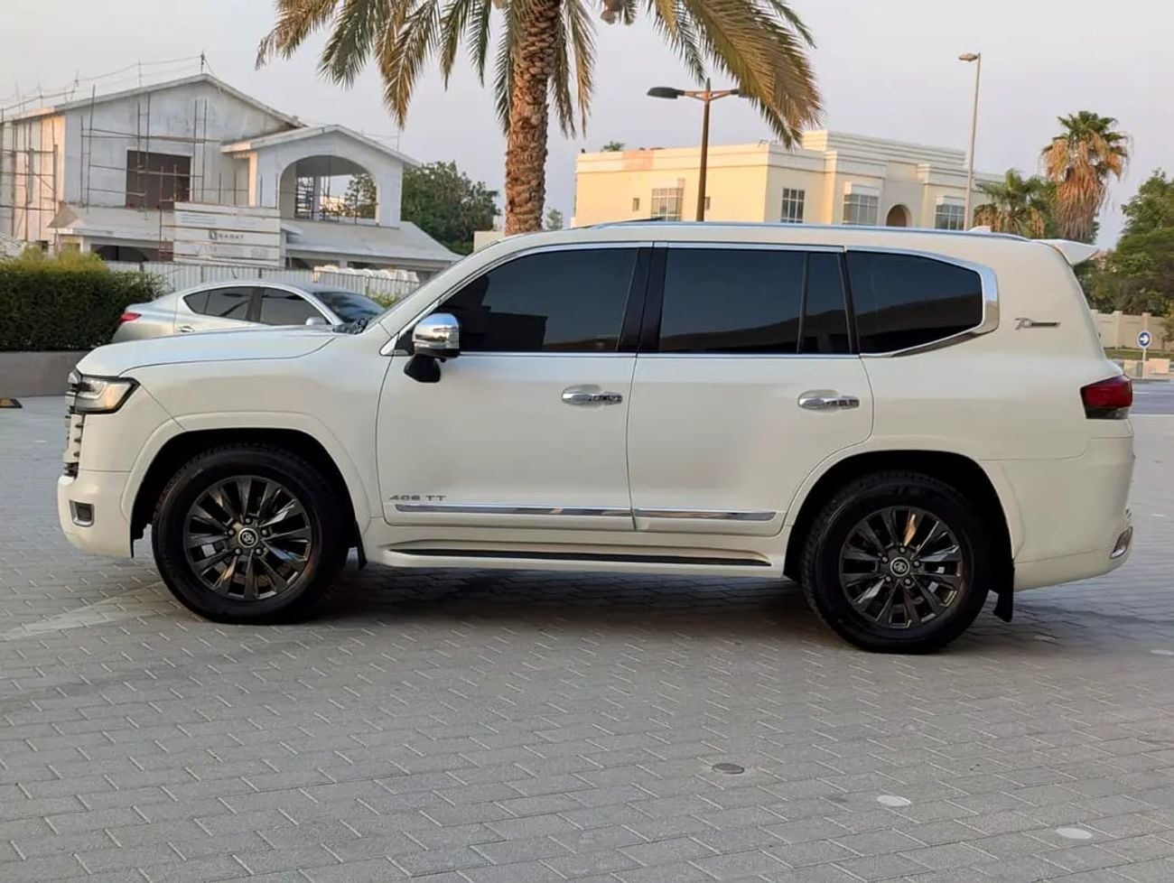 Toyota Land Cruiser VXR GCC Specs