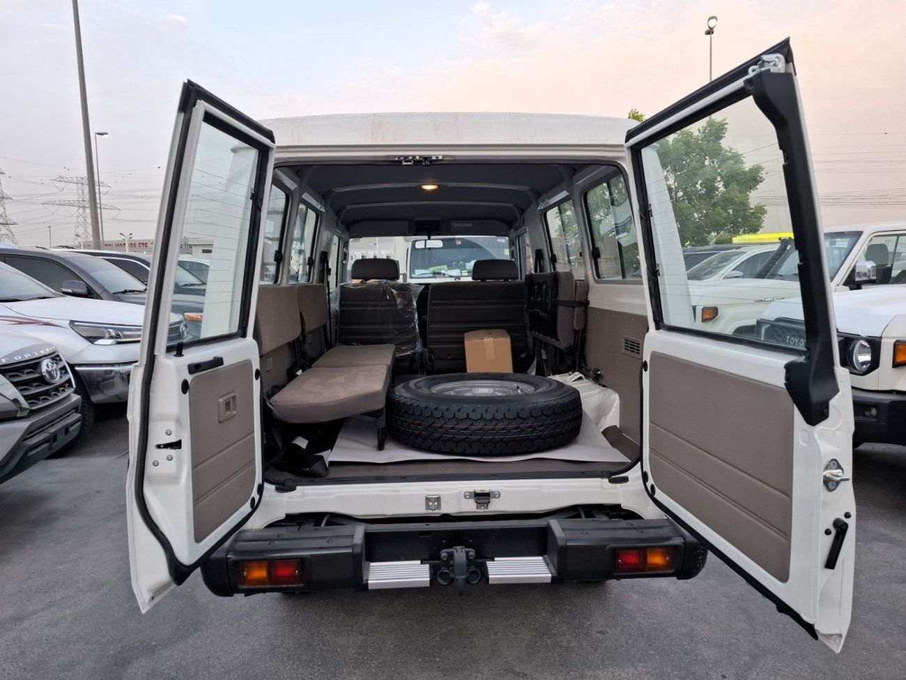 Toyota Land Cruiser 70 LC Hardtop 3 Door 2.8L 2025 MT M.W White Diesel