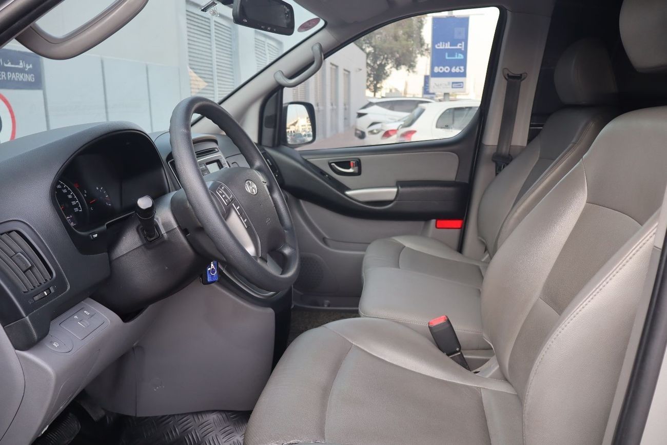 Hyundai H1 Starex Korean Specs