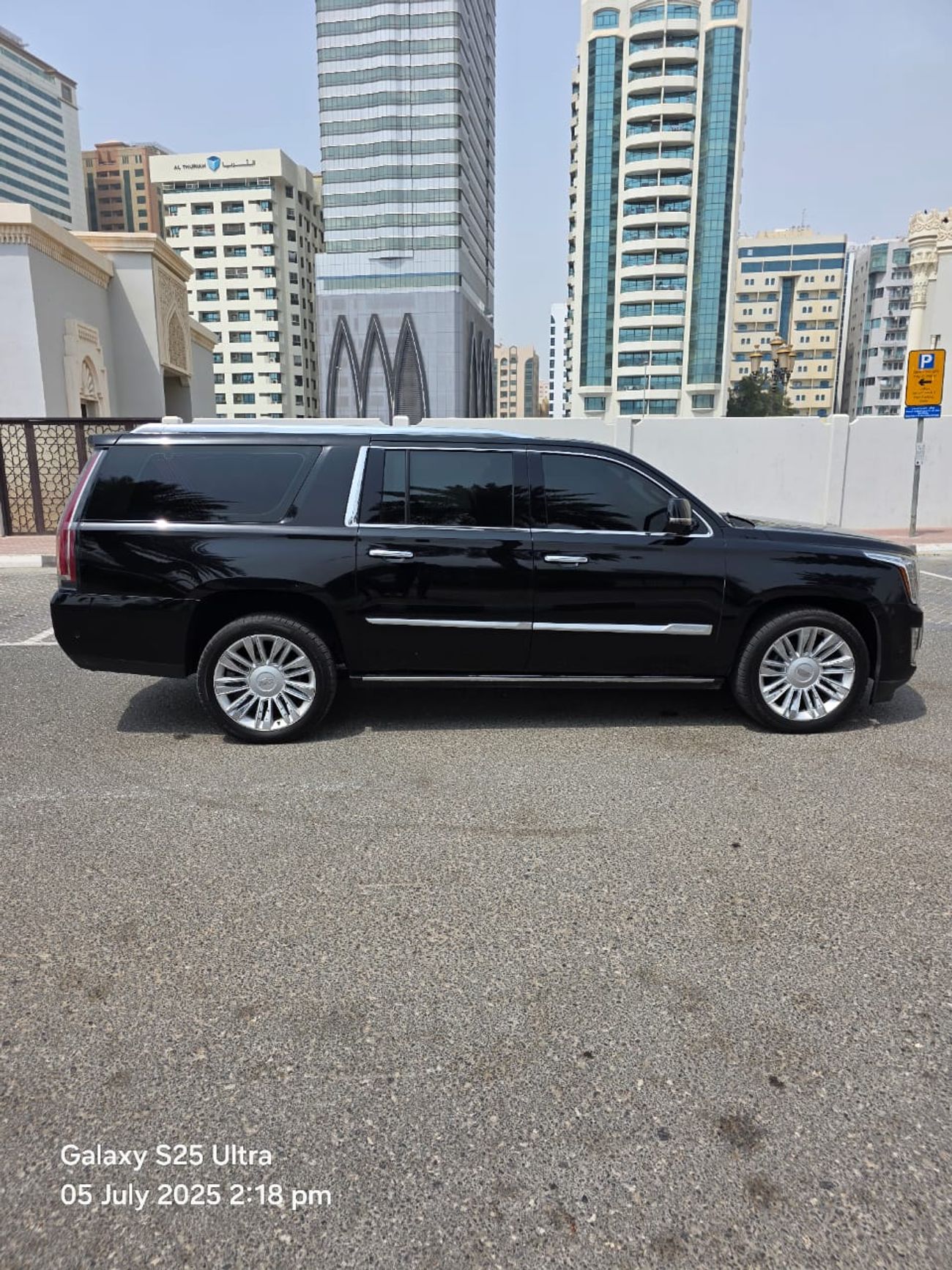 كاديلاك إسكالاد L Platinum 6.2L