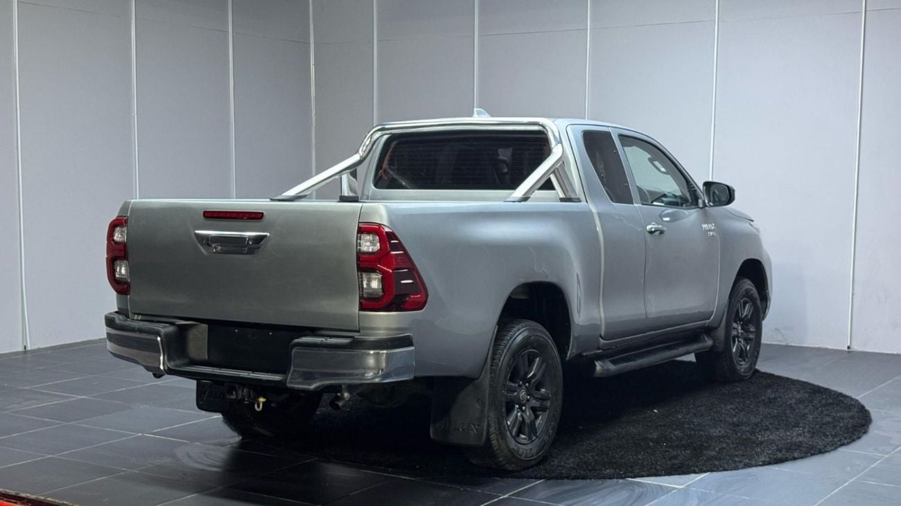 Toyota Hilux HILUX SMART CABIN (1.5) MANUAL DEISEL