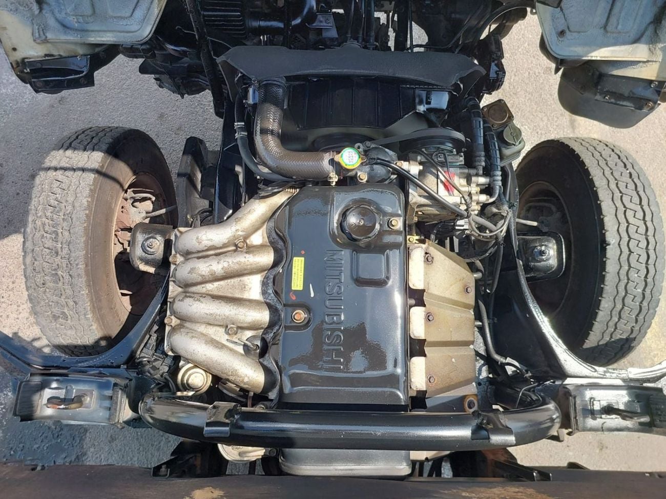 ميتسوبيشي فوسو كانتير (RAMADAN OFFER) MITSUBISHI CANTER TRUCK RHD 1997 MODEL 4.5 L DIESEL MANUAL(PM20794)