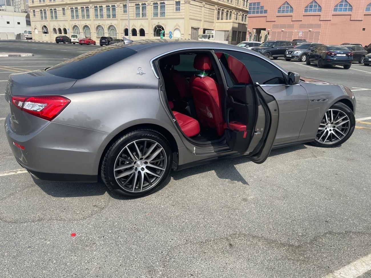 Maserati Ghibli STANDARD