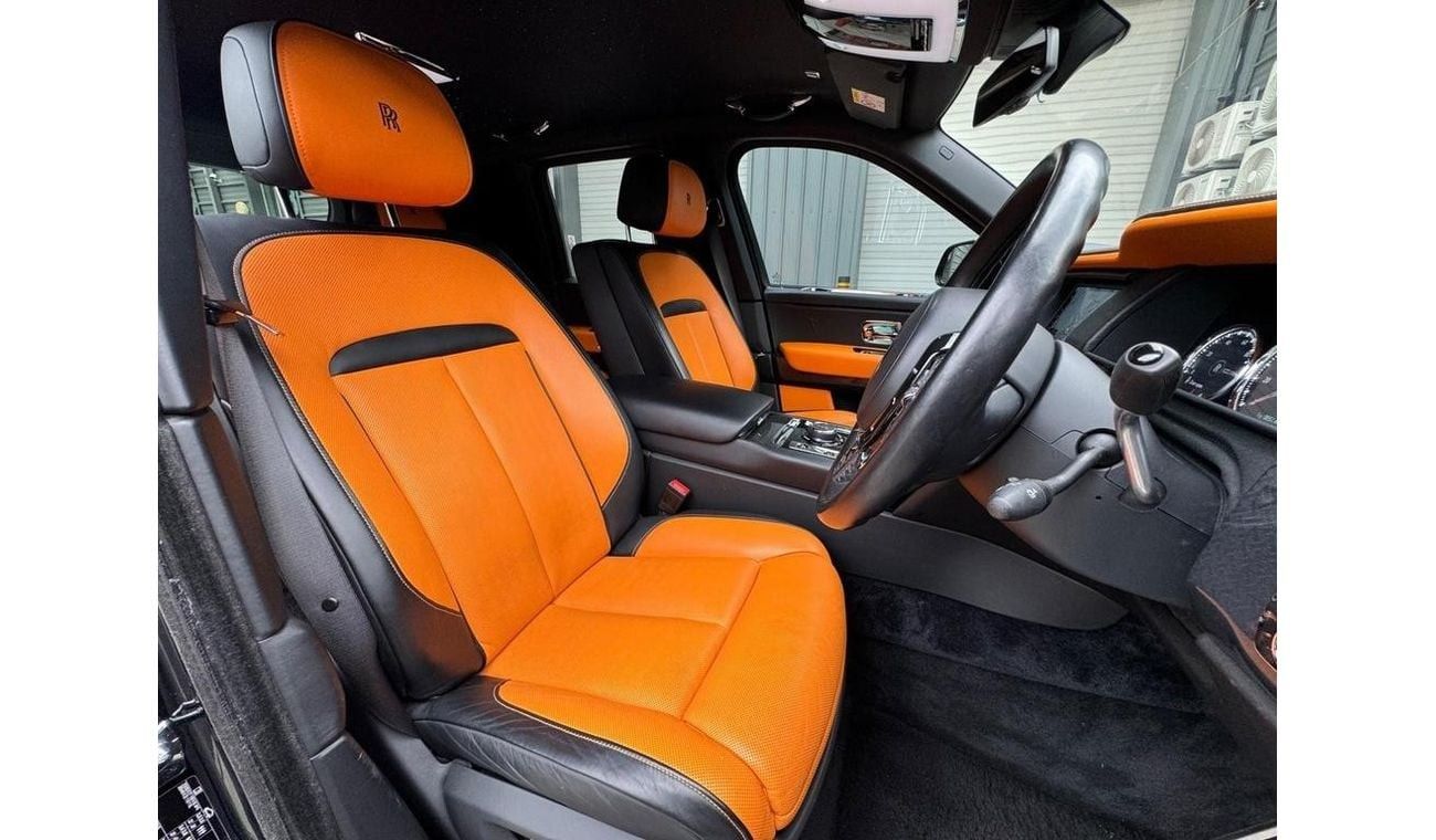 Rolls-Royce Cullinan 6.75 V12 Black Badge RIGHT HAND DRIVE