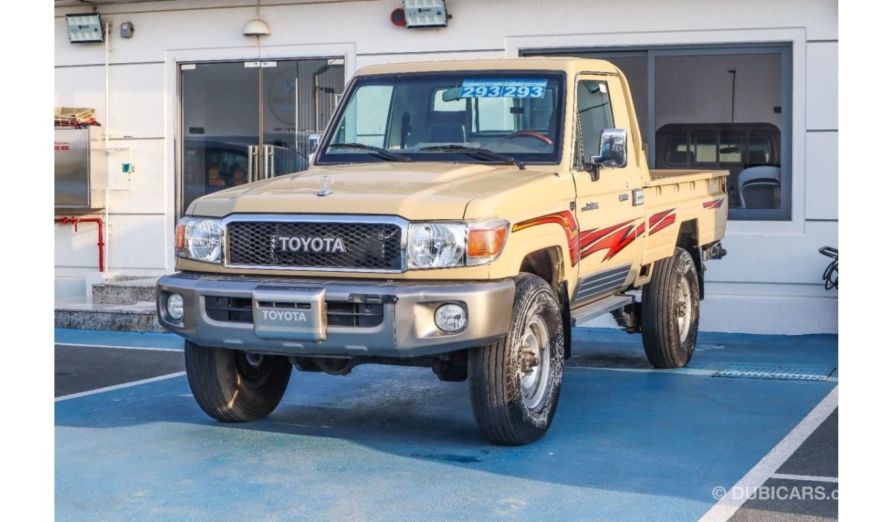 Toyota Land Cruiser Pick Up 2015 MODEL TOYOTA LAND CRUISER 79 SINGLE CAB PICKUP LX V6 4.0L PATROL 4WD