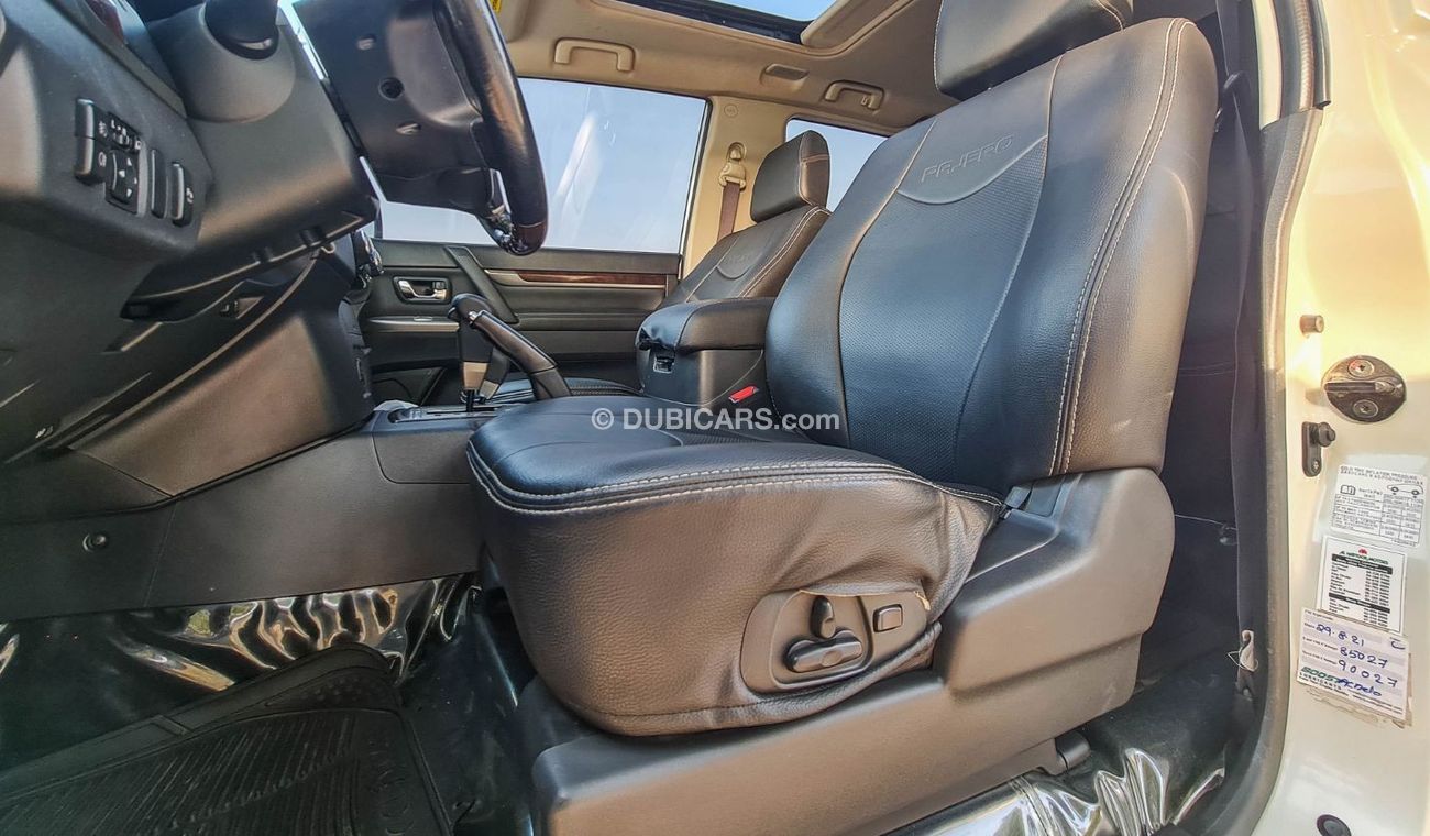 Mitsubishi Pajero SWB 2017 3.8L Agency Warranty Full Service History GCC