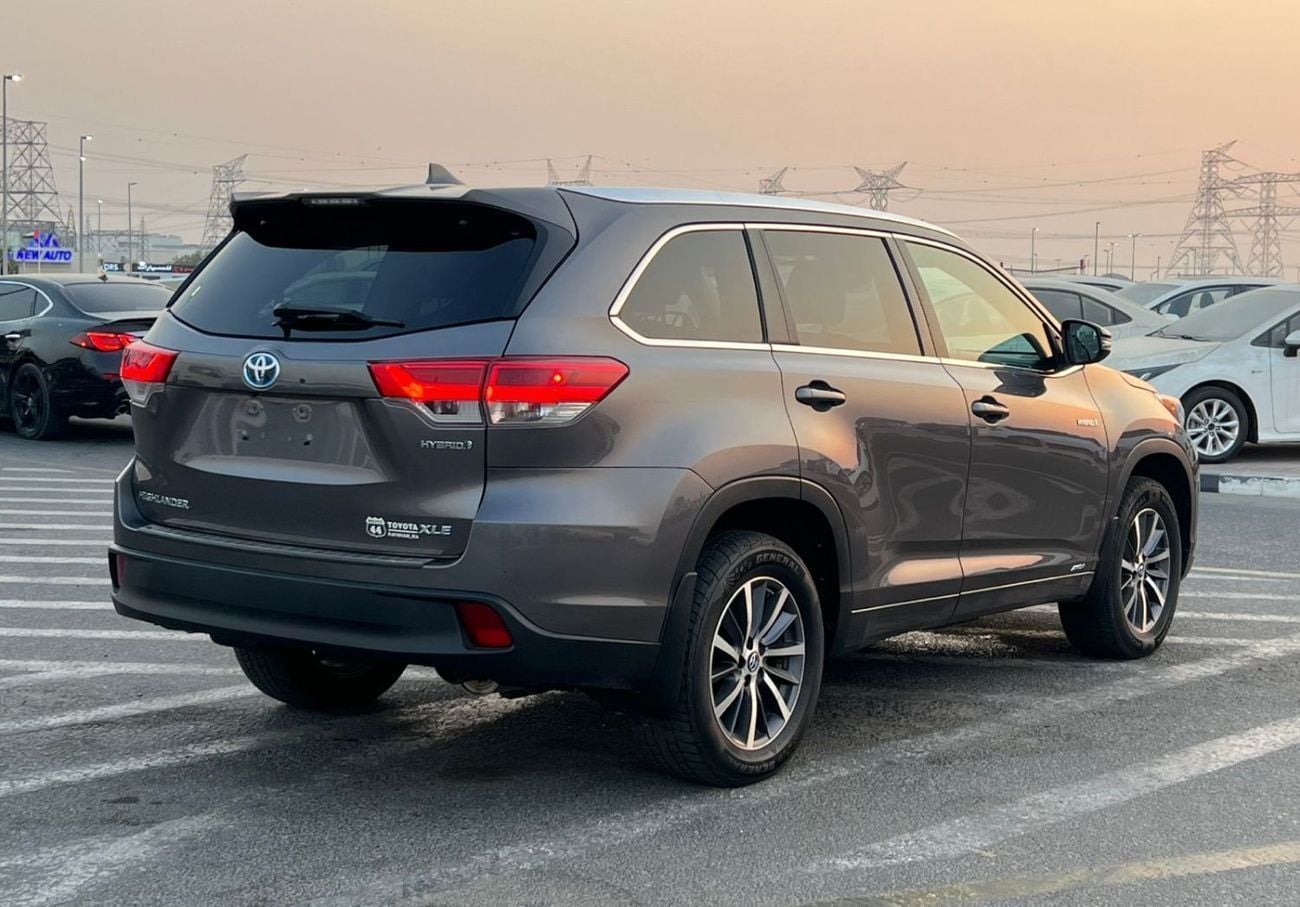 Toyota Highlander 2017 Toyota Highlander Hybrid XLE Full option -3.5L-V6-AWD 4x4 - Rear CAM-Sunroof-Leather seat