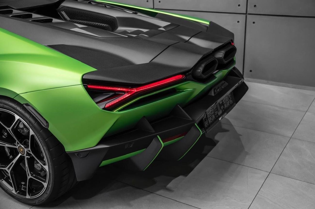 Lamborghini Revuelto 6.5L V12 Hybrid