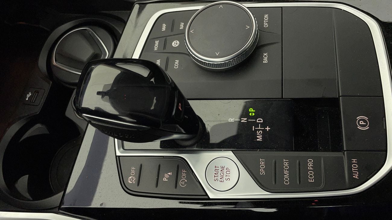 BMW 320i EXCLUSIVE 2 | Zero Down Payment | Home Test Drive