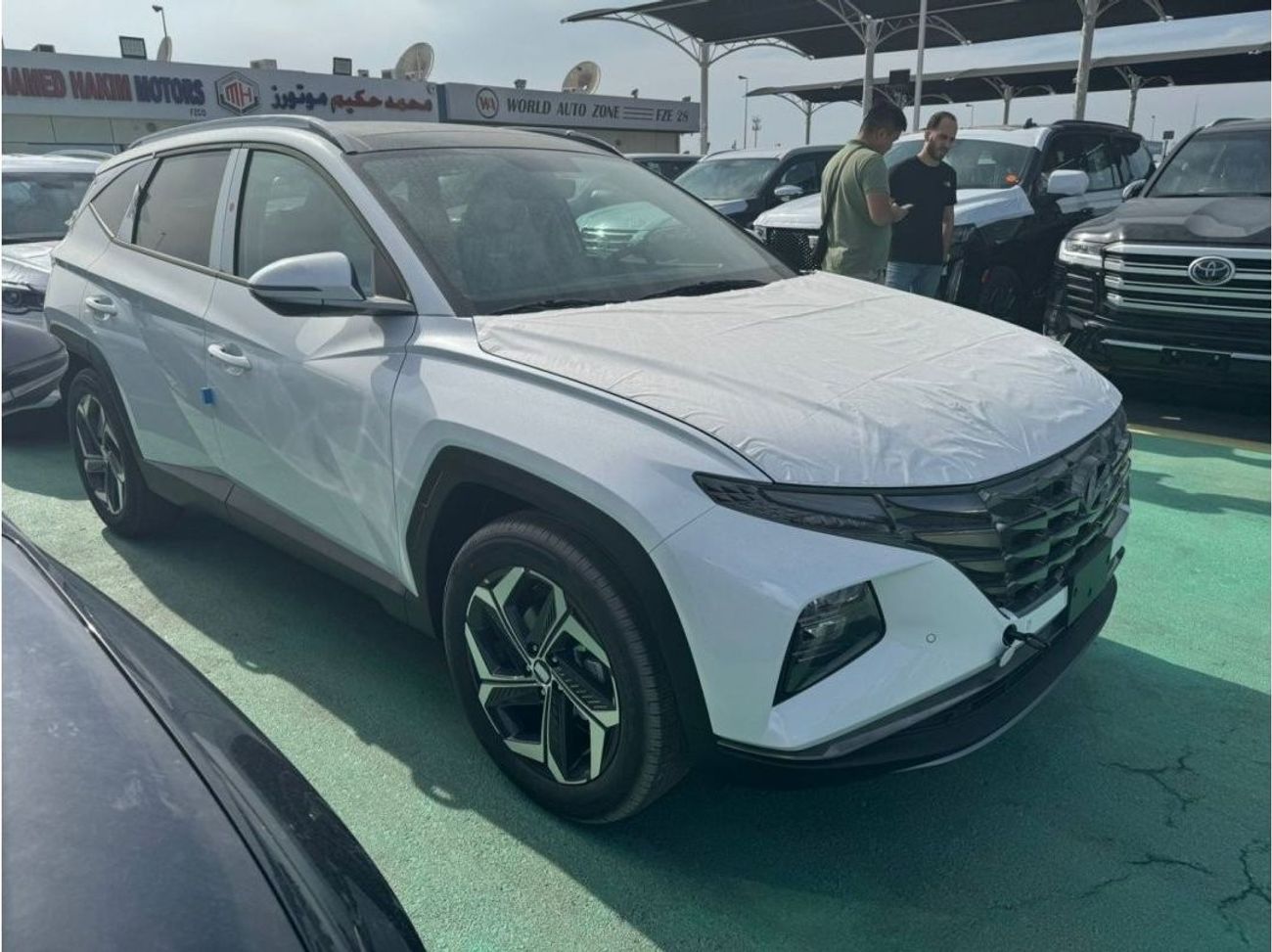 هيونداي توسون 2.0L PETROL FULL OPTION 2024