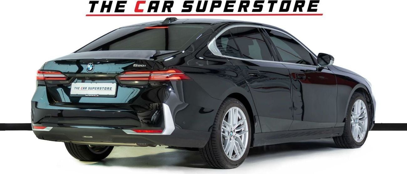 BMW 520i GCC-1 Owner-AGMC Warranty Service Package Until 2030-Burgendy Red Premium Interior