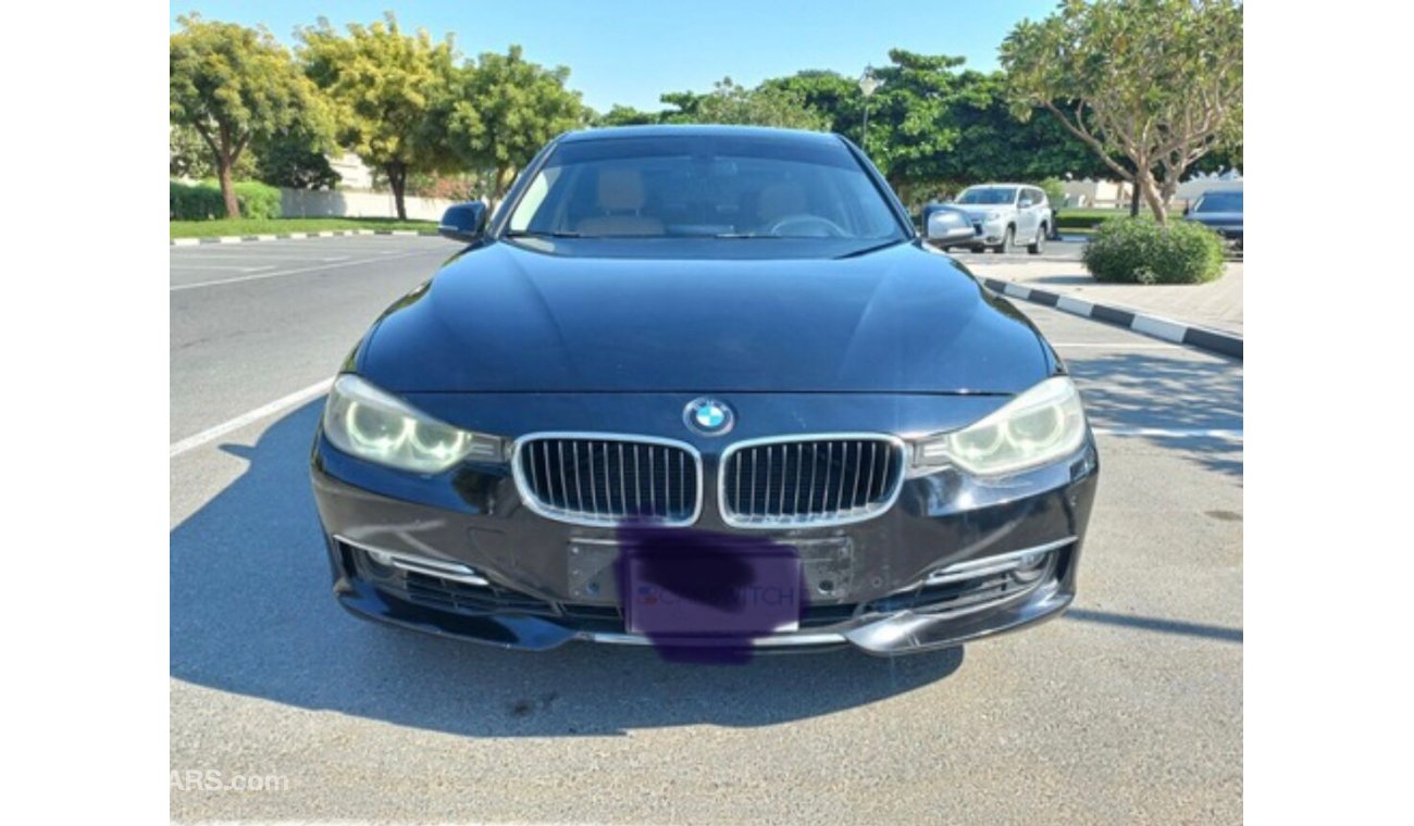 بي أم دبليو 335i 3.0L V6 Twin turbo Luxury line