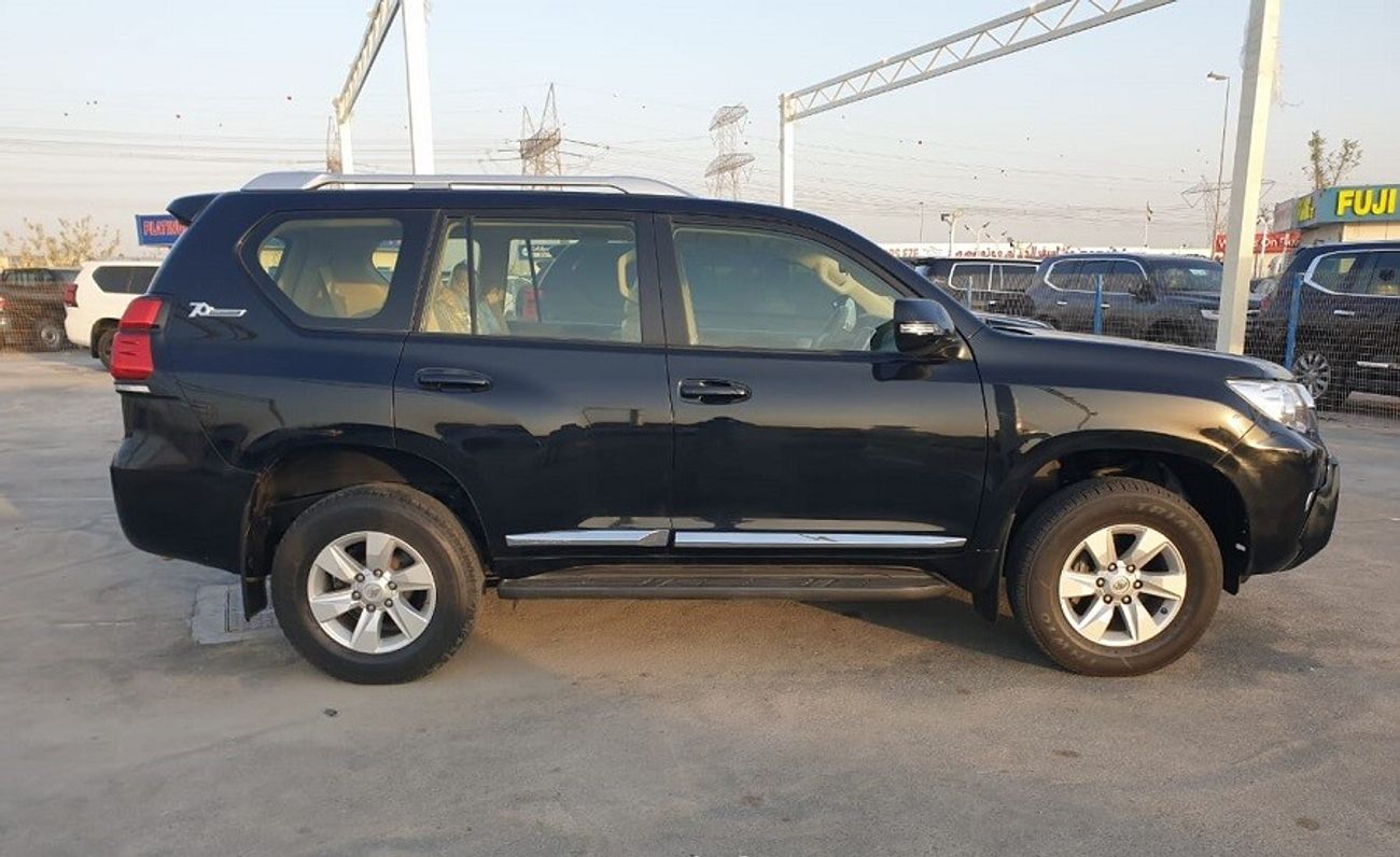 تويوتا برادو 2.7L - TXL (PETROL)