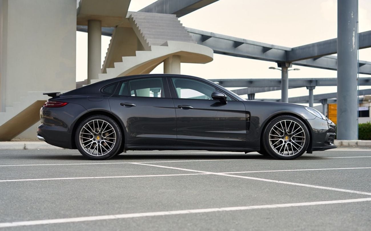 بورش باناميرا Porsche Panamera 2020