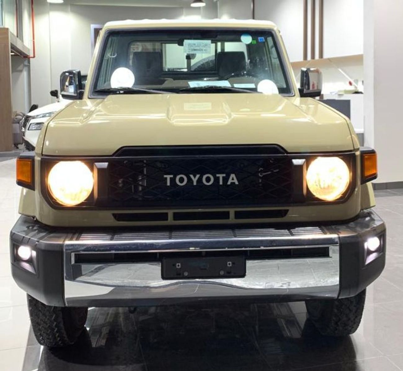تويوتا لاند كروزر 70 TOYOTA LC79 SC 2.8L DIESEL AT BASIC 2025YM GCC