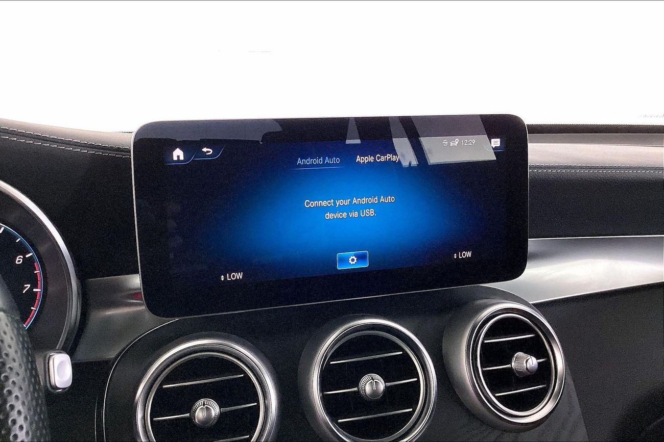 Mercedes-Benz GLC 200 Premium+ | Guaranteed Warranty | 0 Down Payment