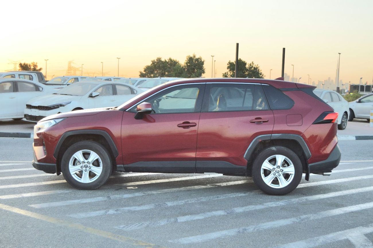 تويوتا راف ٤