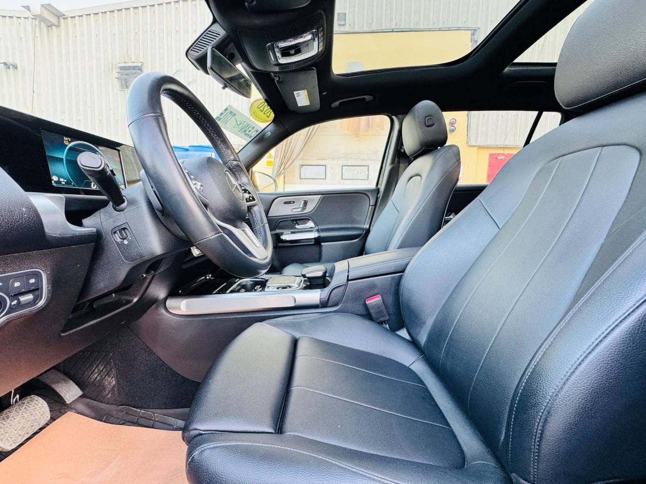 مرسيدس بنز GLB 250 4MATIC