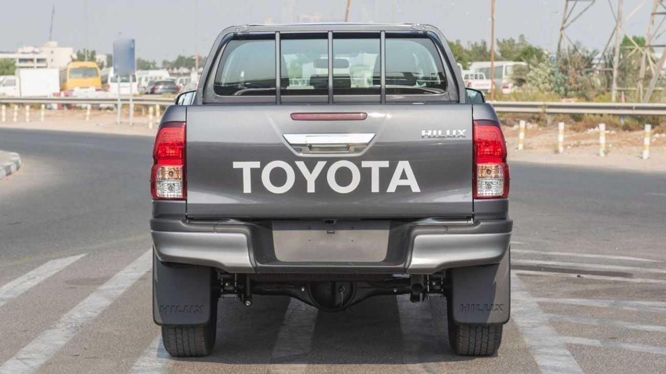 تويوتا هيلوكس SGLX HILUX 2.4L AT