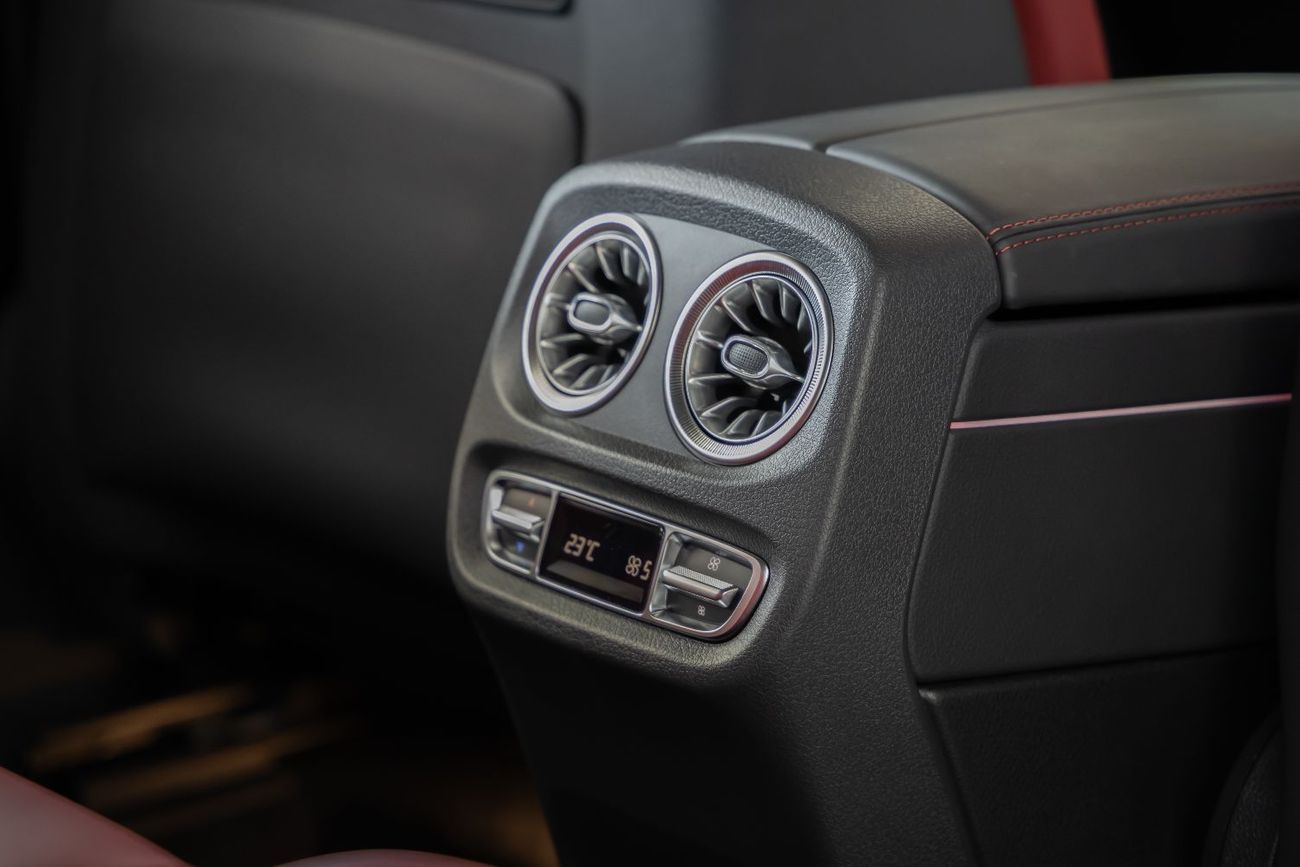 مرسيدس بنز G 63 AMG 4MATIC SUV Mercedes G63 AMG - Double Night Package - Fully Loaded- Carbon Fiber Interior - 2025