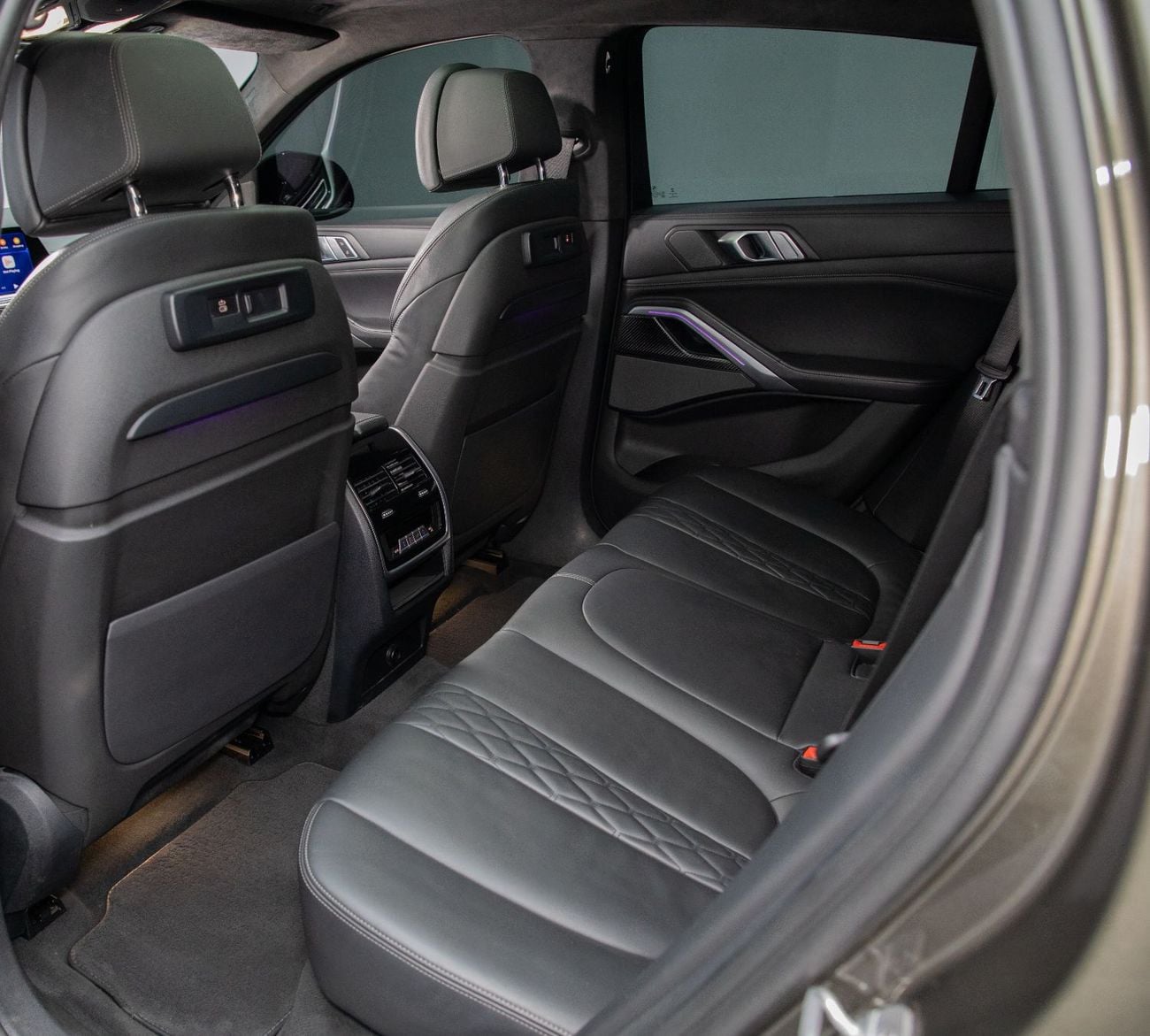 بي أم دبليو X6 M50i 4.4L