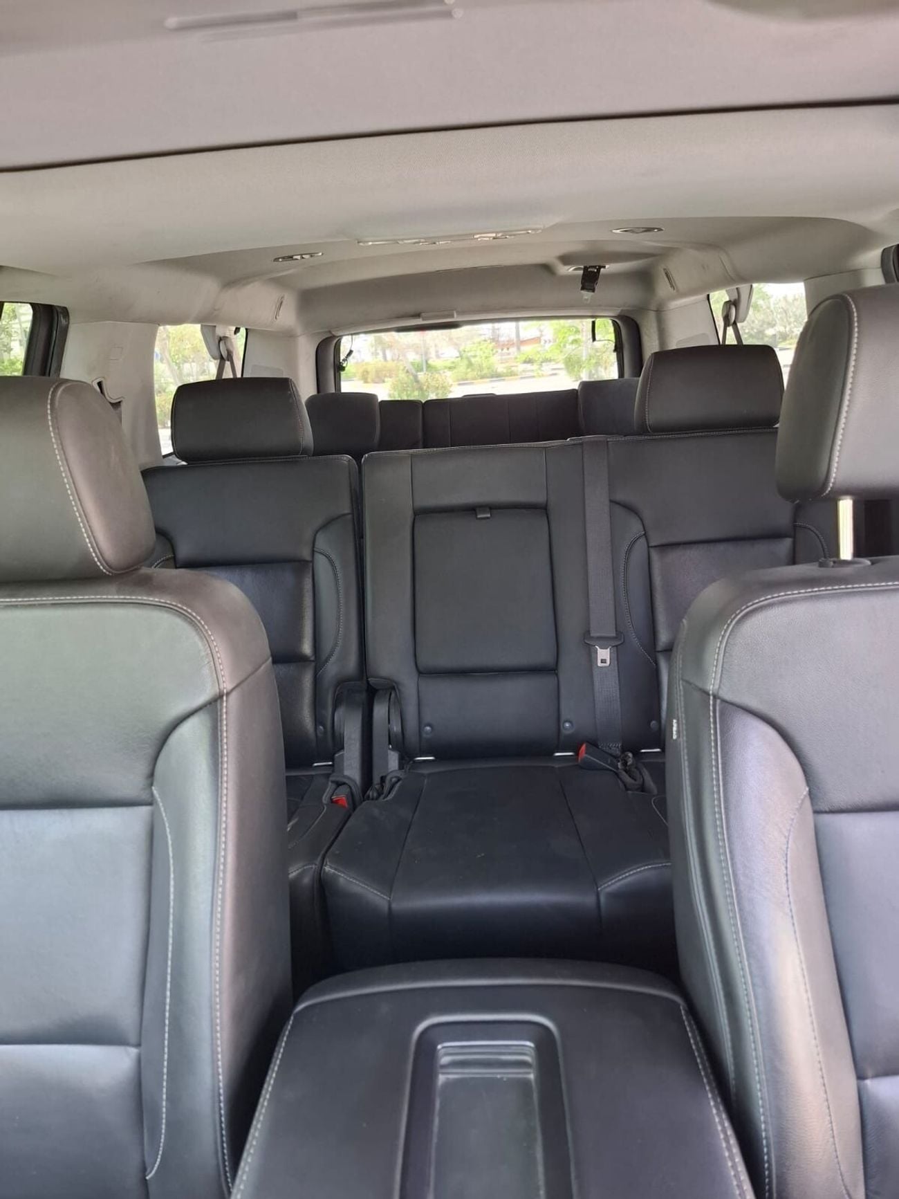 Chevrolet Suburban LT 5.3L 4WD