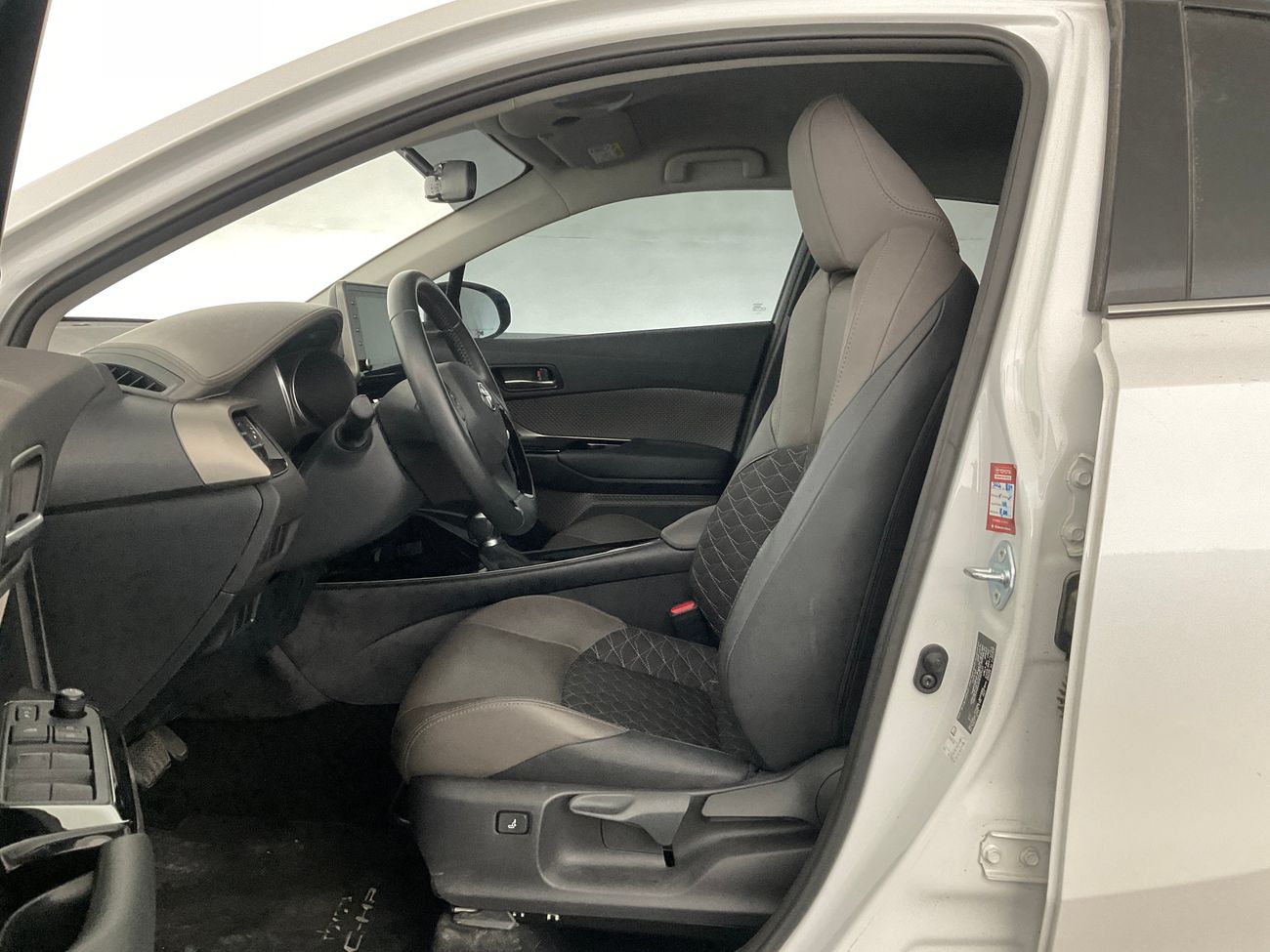 Toyota CHR GX | Guaranteed Warranty | 0 Down Payment