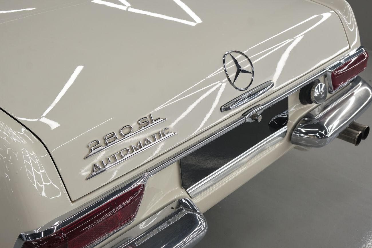 Mercedes-Benz 280 SL